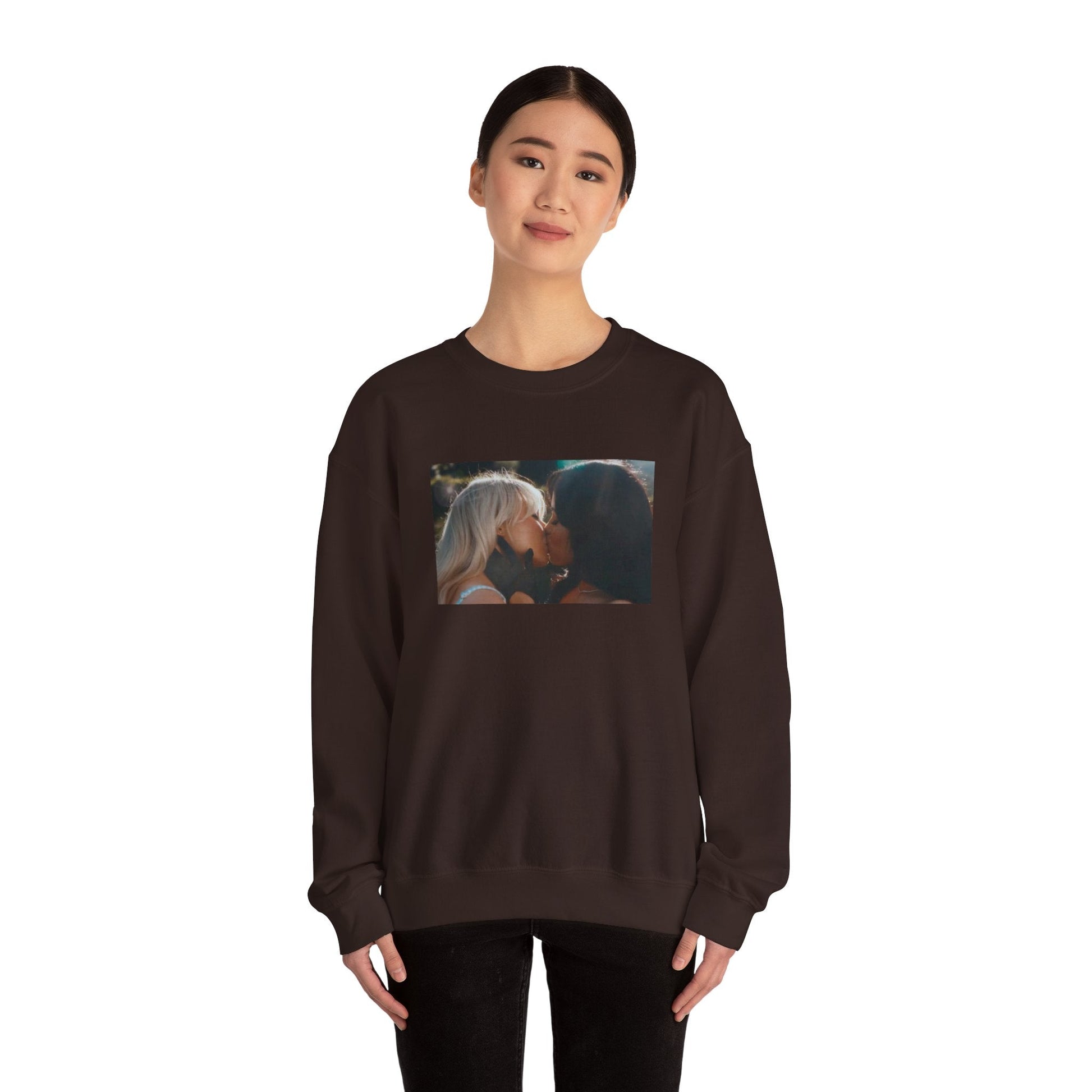 Sabrina Carpenter and Jenna Ortega Kiss Sweatshirt, Sabrina Carpenter Taste, Short n Sweet, Sabrina Carpenter Merch, Sabrina Carpenter Shirt Sweatshirt - Clarity Threads