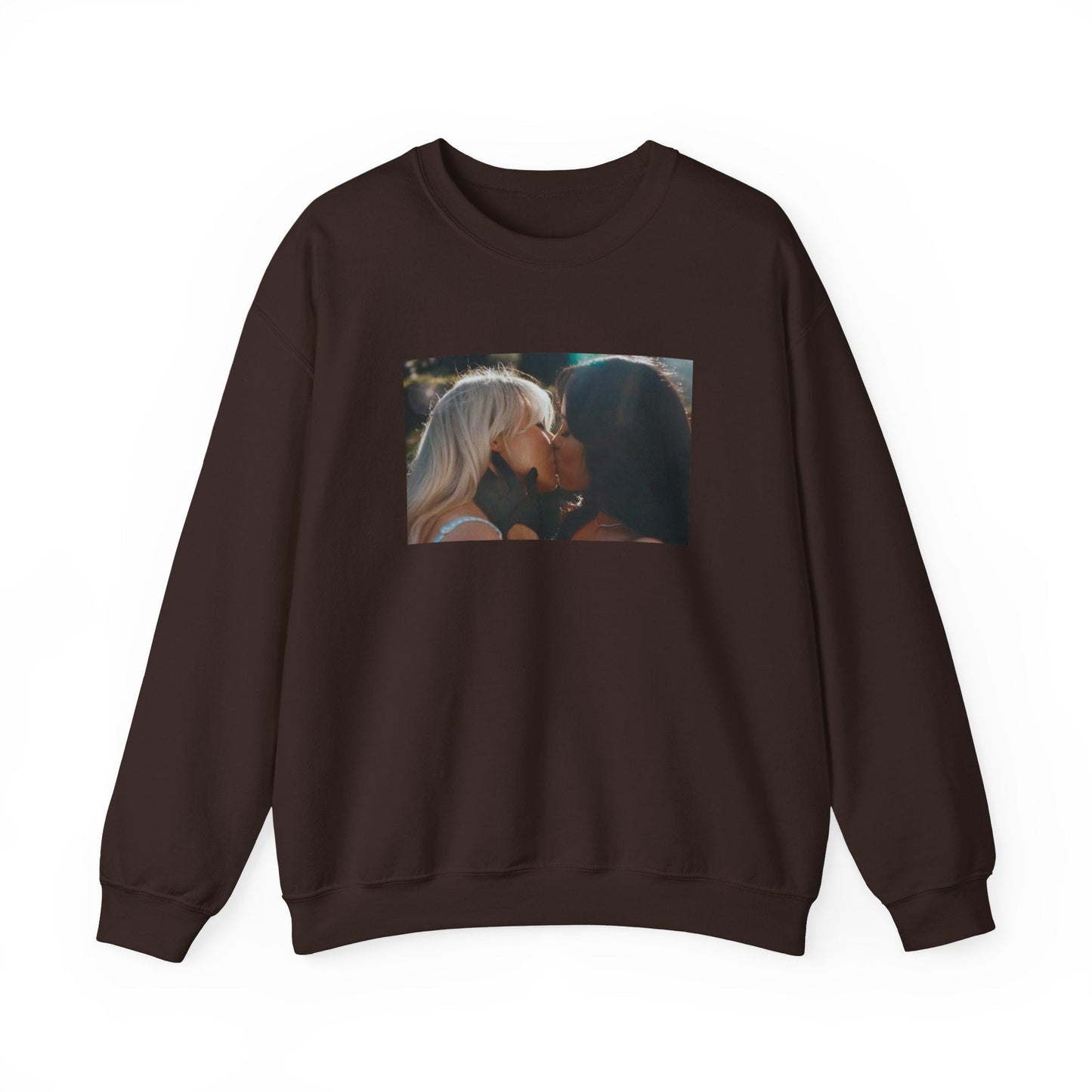 Sabrina Carpenter and Jenna Ortega Kiss Sweatshirt, Sabrina Carpenter Taste, Short n Sweet, Sabrina Carpenter Merch, Sabrina Carpenter Shirt Sweatshirt - Clarity Threads