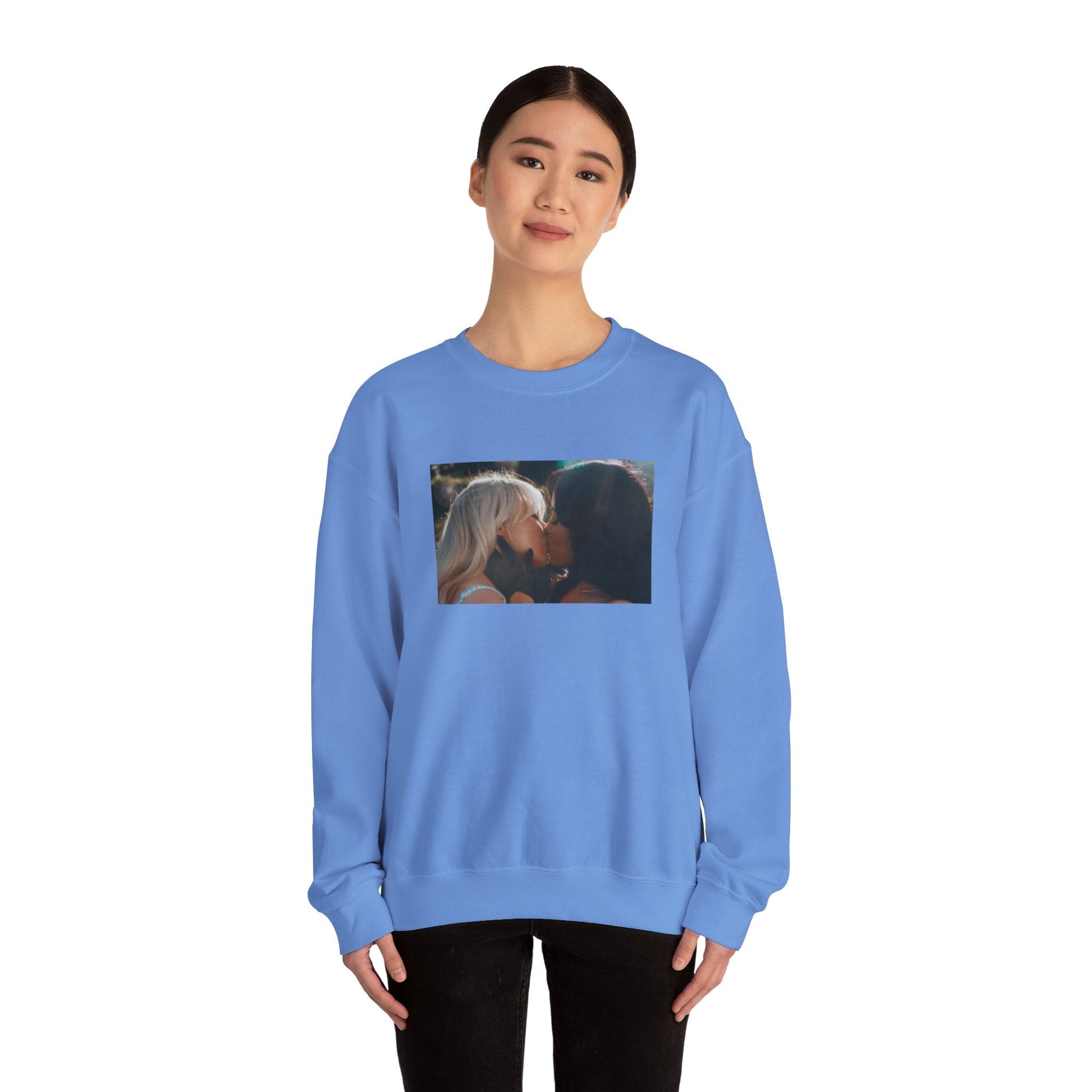 Sabrina Carpenter and Jenna Ortega Kiss Sweatshirt, Sabrina Carpenter Taste, Short n Sweet, Sabrina Carpenter Merch, Sabrina Carpenter Shirt Sweatshirt - Clarity Threads